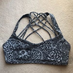 Lululemon Free To Be Wild Bra Nouveau